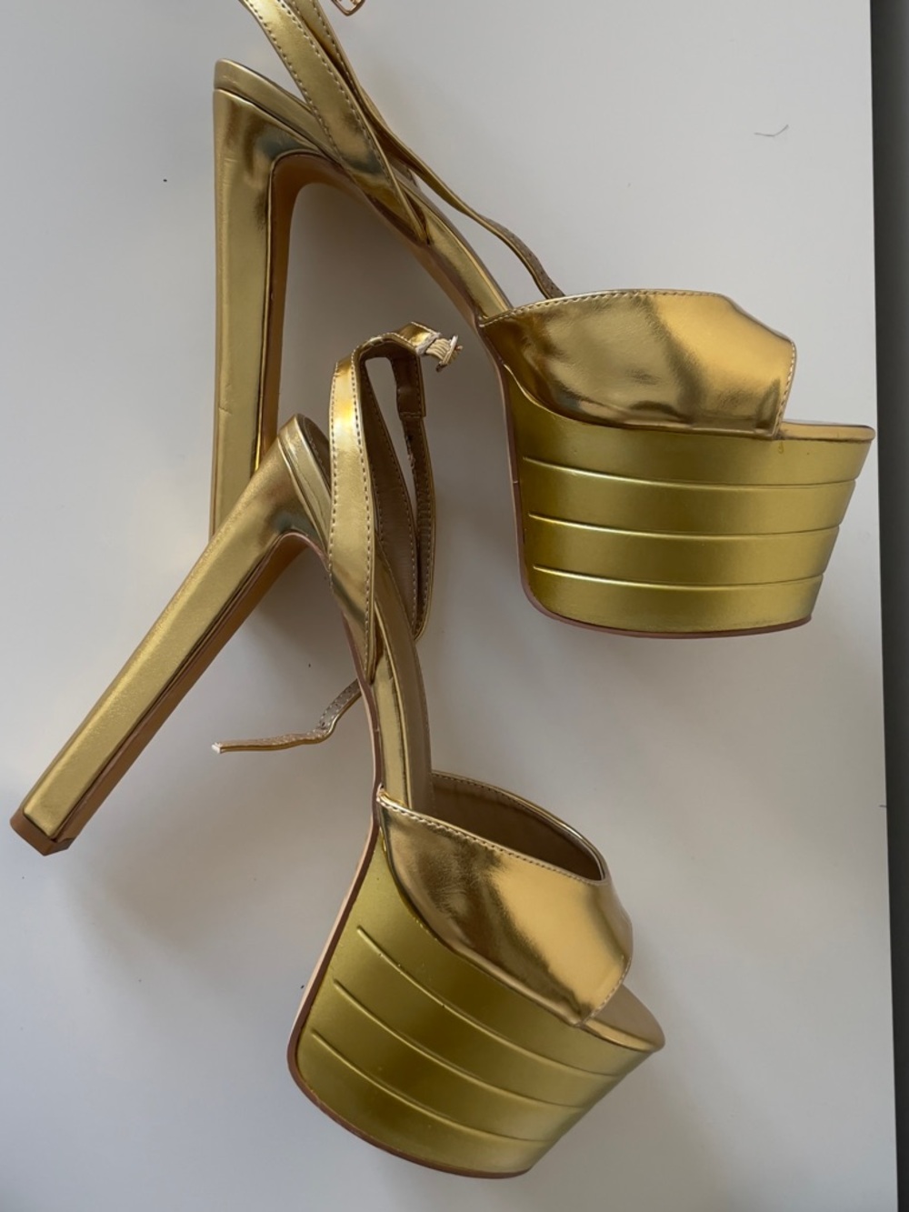 Ego Gold Platform - Picture 4 of 5